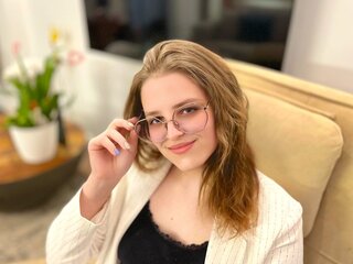 AlexaAvery livejasmin