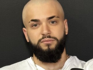 OscarWills pussy
